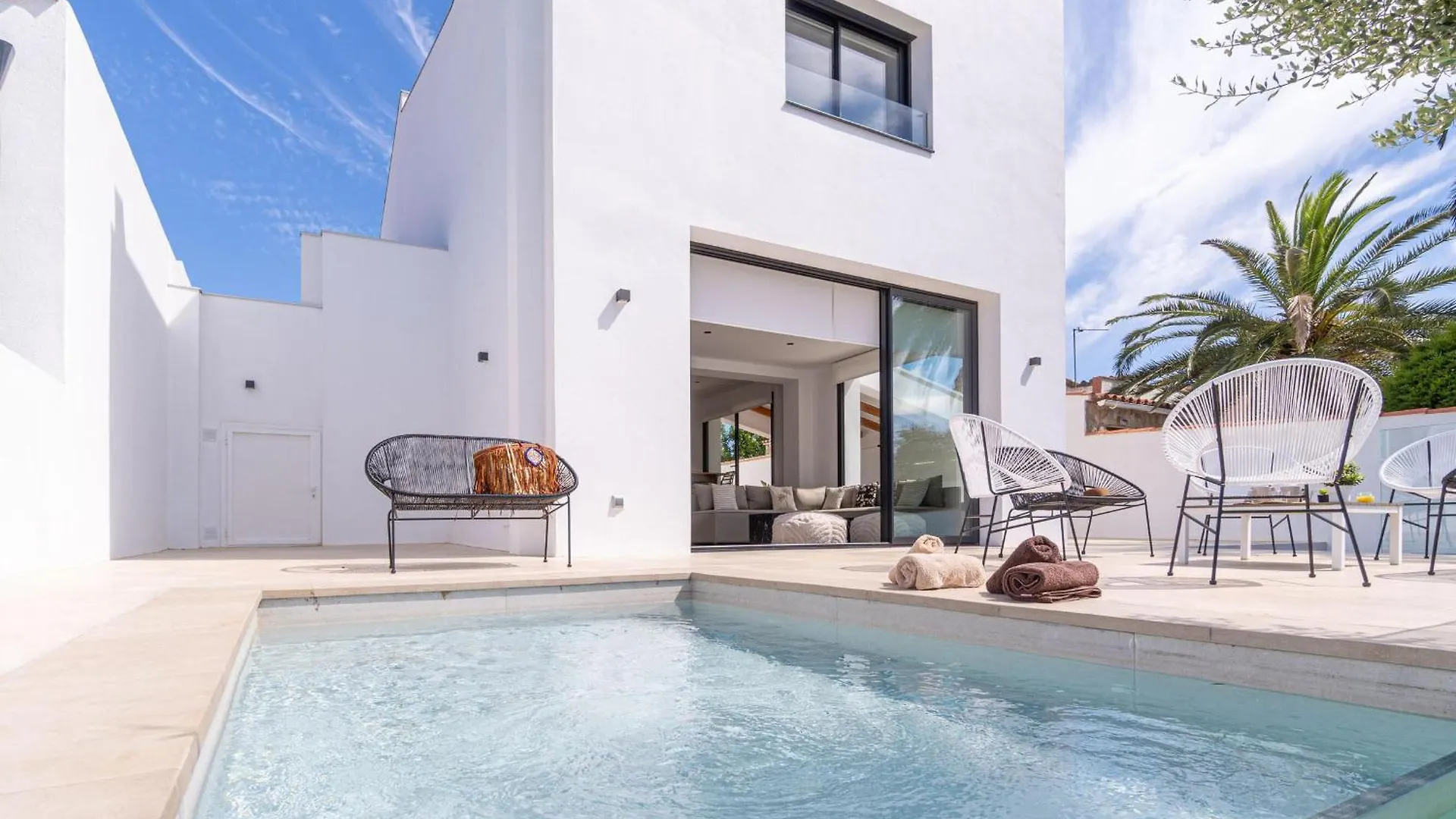 La Villa Mahana Goertz - Hisp-288-65 Empuriabrava